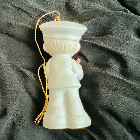 1986 Precious Moments Trust and Obey ~ Police Officer Ornament #102377 Retired - Picture 5 of 5